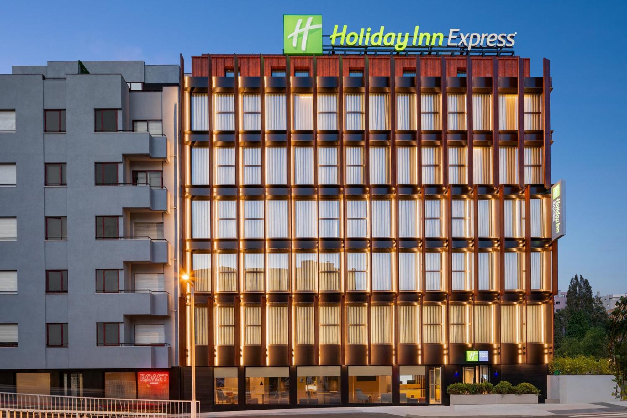 Holiday Inn Express Porto - Boavista By Ihg מראה חיצוני תמונה