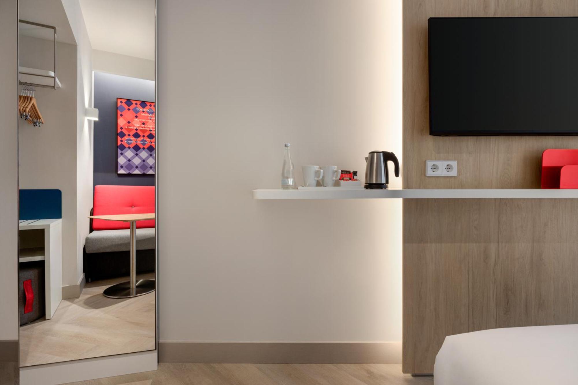 Holiday Inn Express Porto - Boavista By Ihg מראה חיצוני תמונה